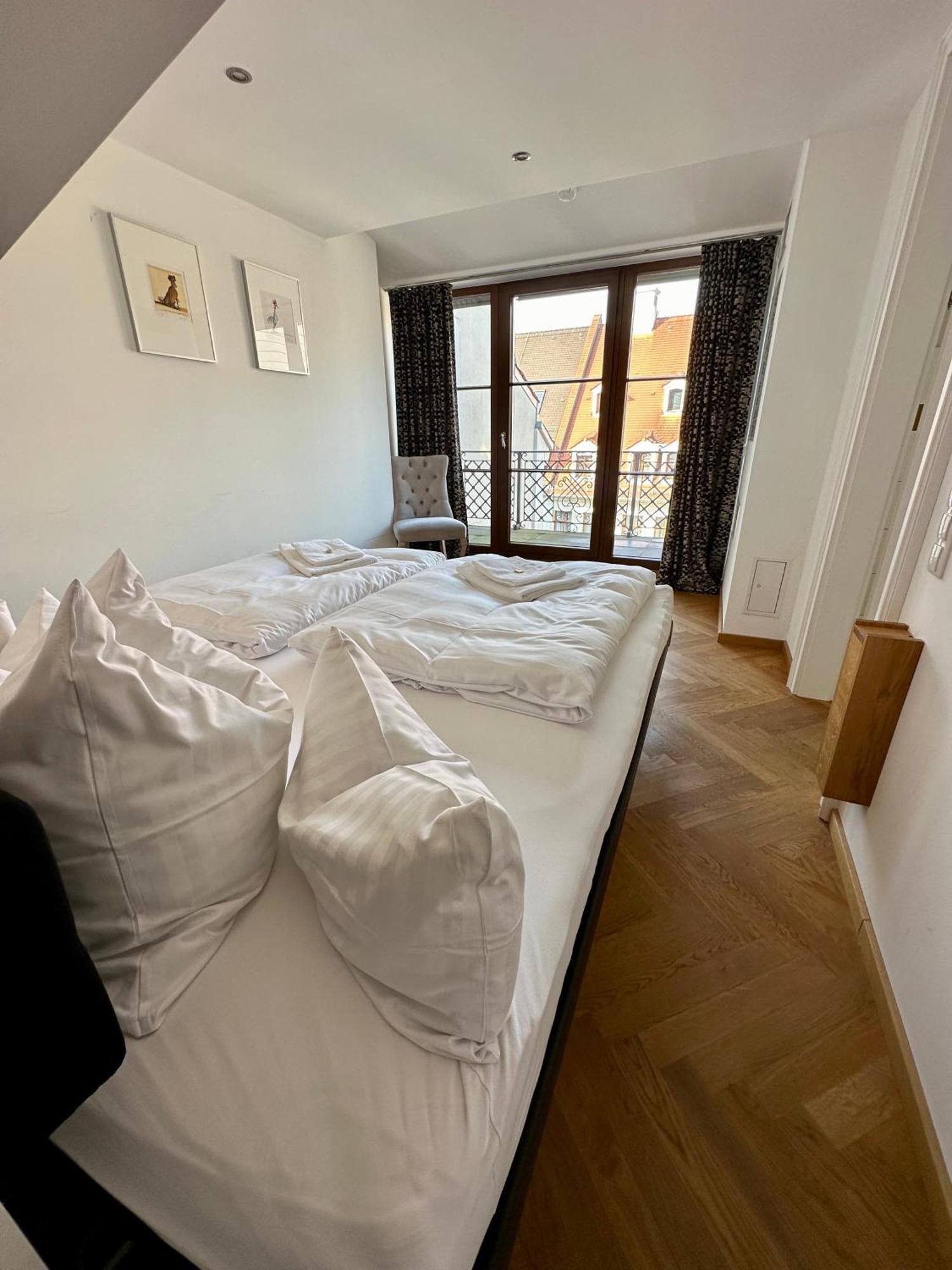 דרזדן Luxus Suite Mit Einmaligem Blick Auf Die Frauenkirche מראה חיצוני תמונה