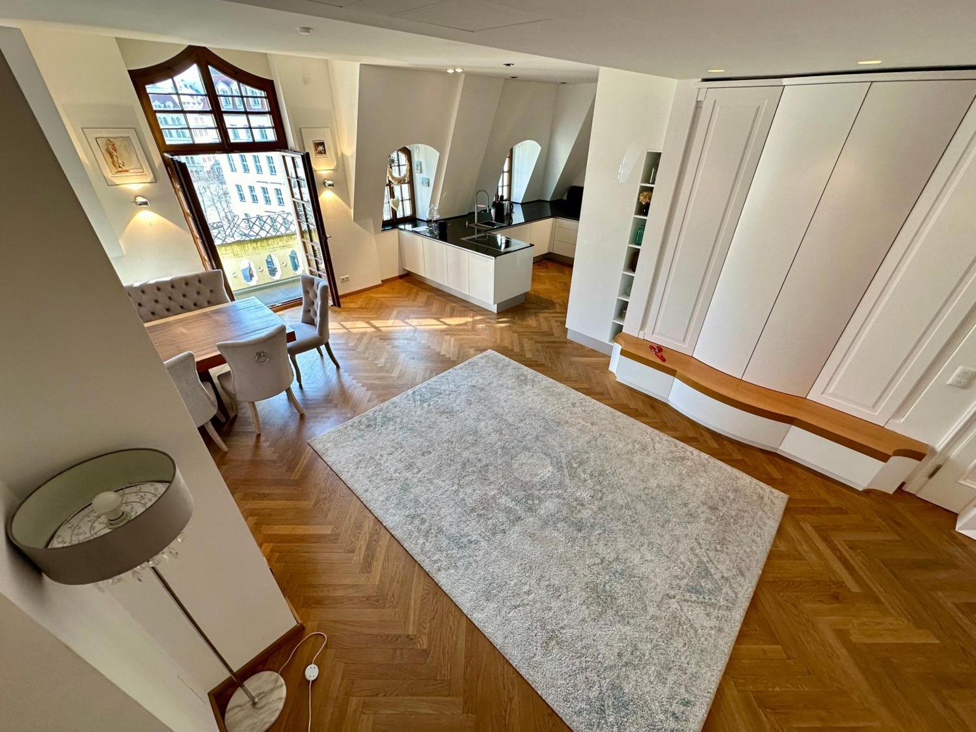 דרזדן Luxus Suite Mit Einmaligem Blick Auf Die Frauenkirche מראה חיצוני תמונה